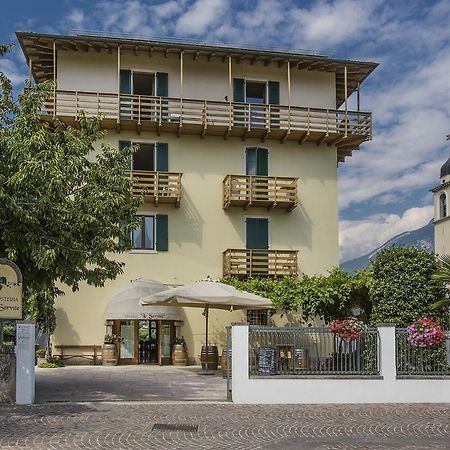 Le Servite Apartments Arco Luaran gambar