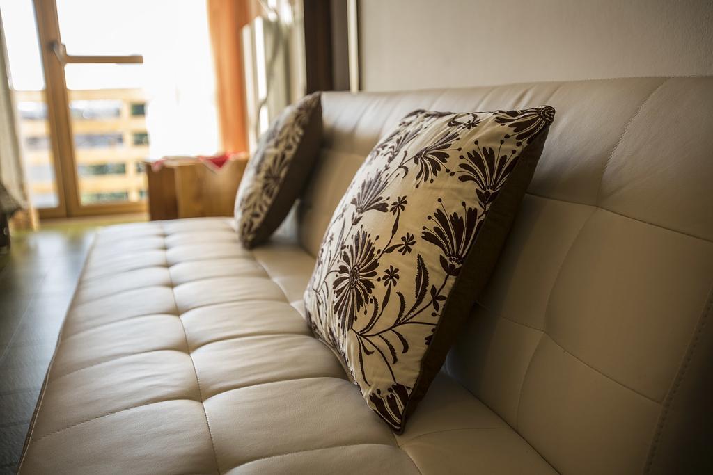 Le Servite Apartments Arco Bilik gambar