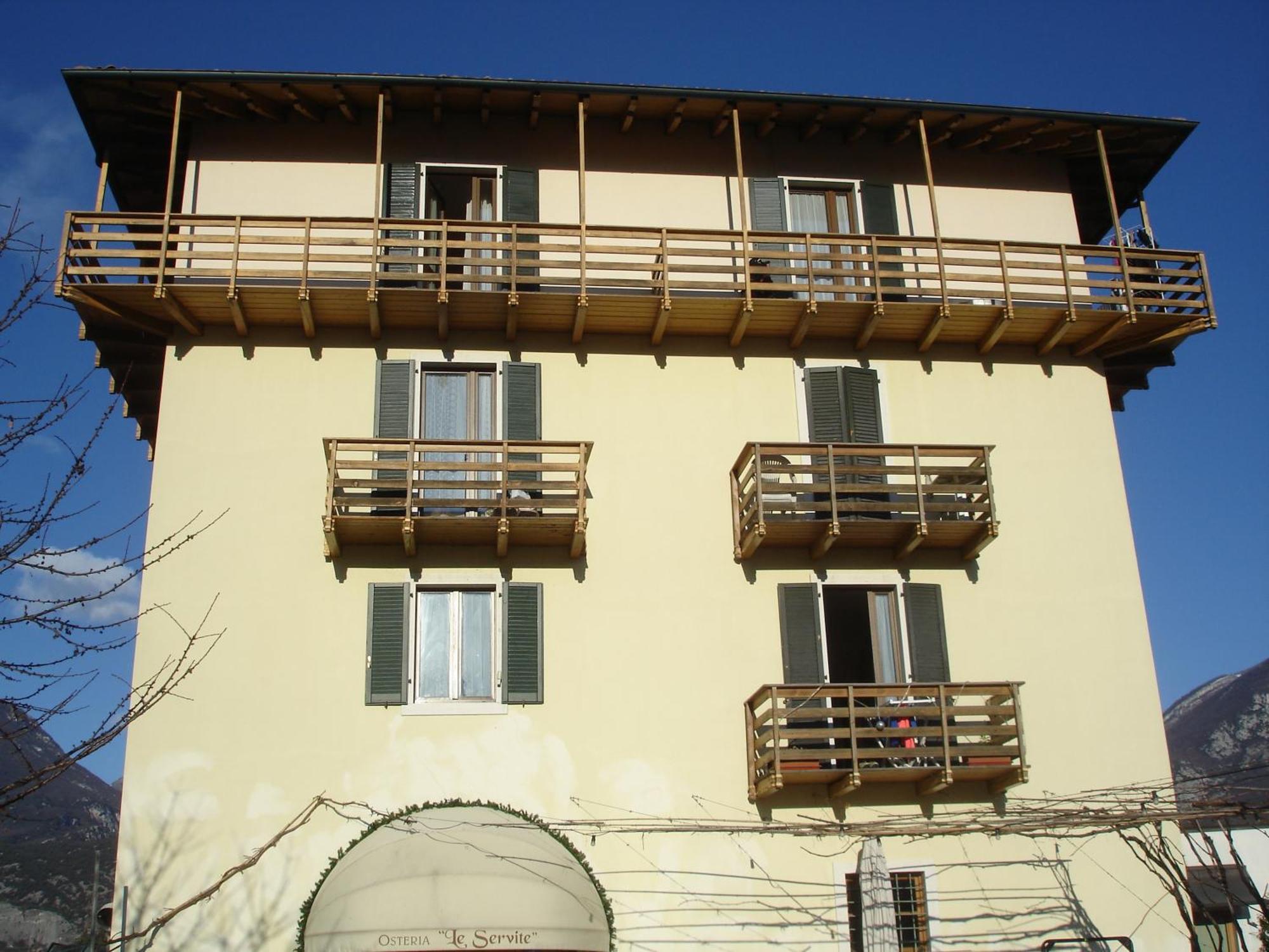 Le Servite Apartments Arco Luaran gambar