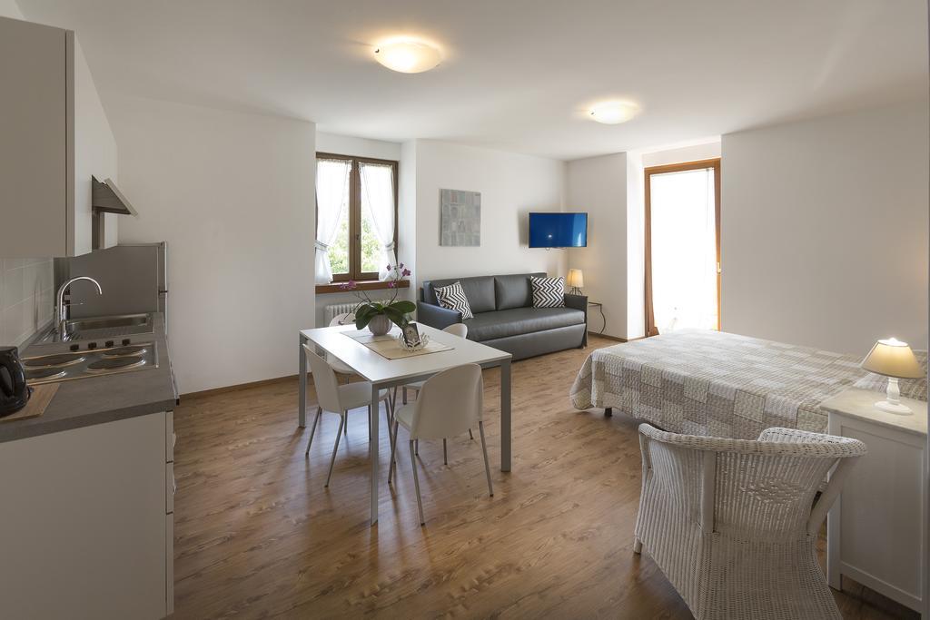 Le Servite Apartments Arco Luaran gambar
